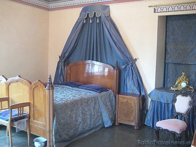 The luxurious bedroom of the lords