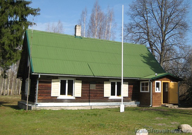 The Latvian War Museum branch Museum of Christmas Battles is located in the “Mangaļi” household of Valgunde region in the district of Jelgava