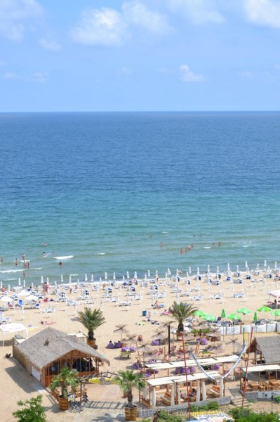 Sunny Beach hotels, Bulgaria
Summer average water temperature is about 28°C, water t 26°C. http://www.novatours.lv
