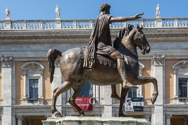 26. aprīlis vēsturē: Piedzimst Romas imperators un filozofs Marks Aurēlijs
