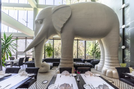 ресторан Restaurant Elefant