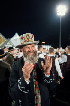 Lietuvas dziesmu un deju svētki svin savu 100. dzimšanas dienu. Foto: Govilnius.lt 32