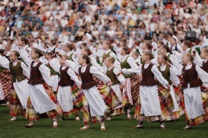 Lietuvas dziesmu un deju svētki svin savu 100. dzimšanas dienu. Foto: Govilnius.lt 39