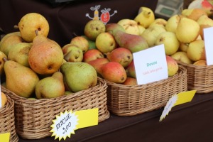 Miķeldienas tirgus Rīgas Doma laukumā priecē galvaspilsētas viesus ar rudens gardumiem 8