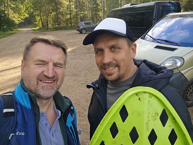 Rīta pārgājiens ar purva kurpēm pa Lielo Ķemeru tīreli. Sadarbībā ar VisitJurmala.lv  Rīta pārgājiens ar purva kurpēm pa Lielo Ķemeru tīreli. Sadarbībā ar VisitJurmala.lv 378923