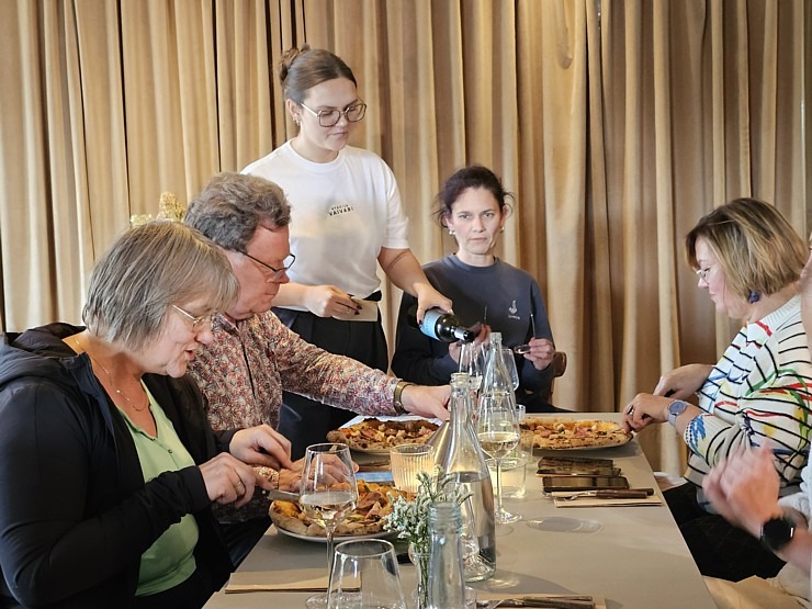 Iepazīstam un izgaršojam restorānu «Stacija Vaivari Kitchen» Jūrmalas Restorānu nedēļas ietvaros. Sadarbībā ar VisitJurmala.lv  Iepazīstam un izgaršojam restorānu «Stacija Vaivari Kitchen» Jūrmalas Restorānu nedēļas ietvaros. Sadarbībā ar VisitJurmala.lv 379281