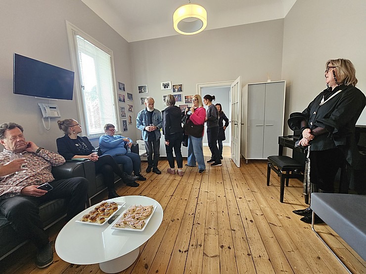 Leģendārās Dzintaru koncertzāles apskate ar iespēju ielūkoties mākslinieku grimētavās. Sadarbībā ar VisitJurmala.lv  Leģendārās Dzintaru koncertzāles apskate ar iespēju ielūkoties mākslinieku grimētavās. Sadarbībā ar VisitJurmala.lv 379340