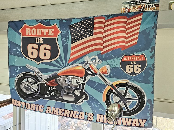 Apmeklējam Milzkalnes «Classic Car & Motorcycle Garage» muzeju Tukuma novadā  Apmeklējam Milzkalnes «Classic Car & Motorcycle Garage» muzeju Tukuma novadā 379817