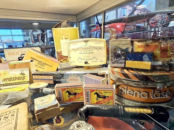 Apmeklējam Milzkalnes «Classic Car & Motorcycle Garage» muzeju Tukuma novadā  Apmeklējam Milzkalnes «Classic Car & Motorcycle Garage» muzeju Tukuma novadā 379828