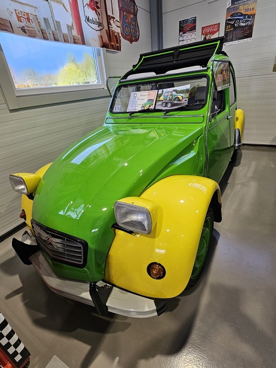Apmeklējam Milzkalnes «Classic Car & Motorcycle Garage» muzeju Tukuma novadā  Apmeklējam Milzkalnes «Classic Car & Motorcycle Garage» muzeju Tukuma novadā 379832
