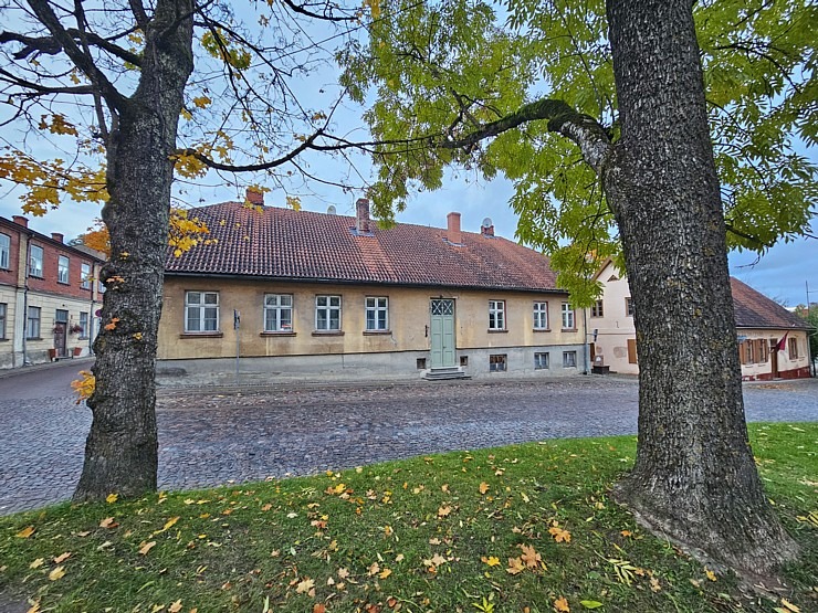 Pēcpusdienas pastaigā iepazīstam UNESCO Pasaules mantojuma sarakstā iekļauto Kuldīgu  Pēcpusdienas pastaigā iepazīstam UNESCO Pasaules mantojuma sarakstā iekļauto Kuldīgu 380486