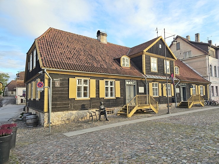 Pēcpusdienas pastaigā iepazīstam UNESCO Pasaules mantojuma sarakstā iekļauto Kuldīgu  Pēcpusdienas pastaigā iepazīstam UNESCO Pasaules mantojuma sarakstā iekļauto Kuldīgu 380506