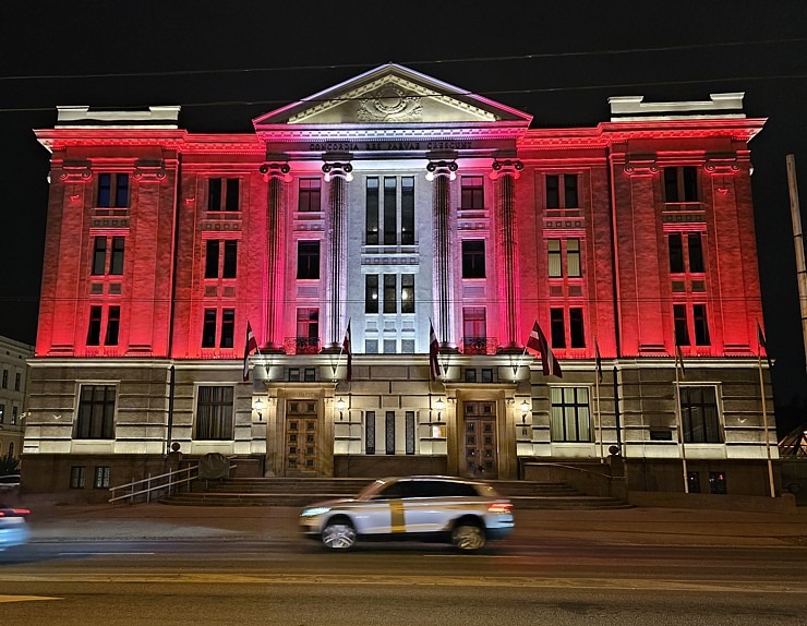 Gaismas festivāls «Staro Rīga 2025» uzrunā pilsētas viesus un rīdziniekus 381487