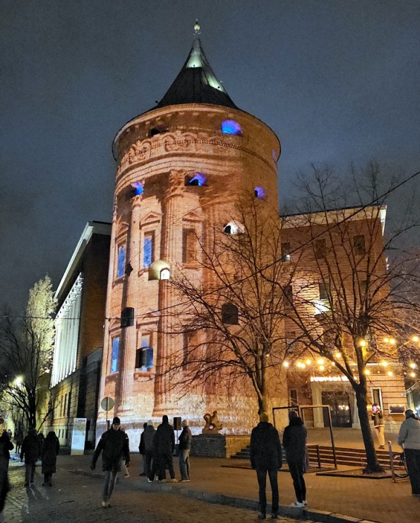 Gaismas festivāls «Staro Rīga 2025» uzrunā pilsētas viesus un rīdziniekus 381489