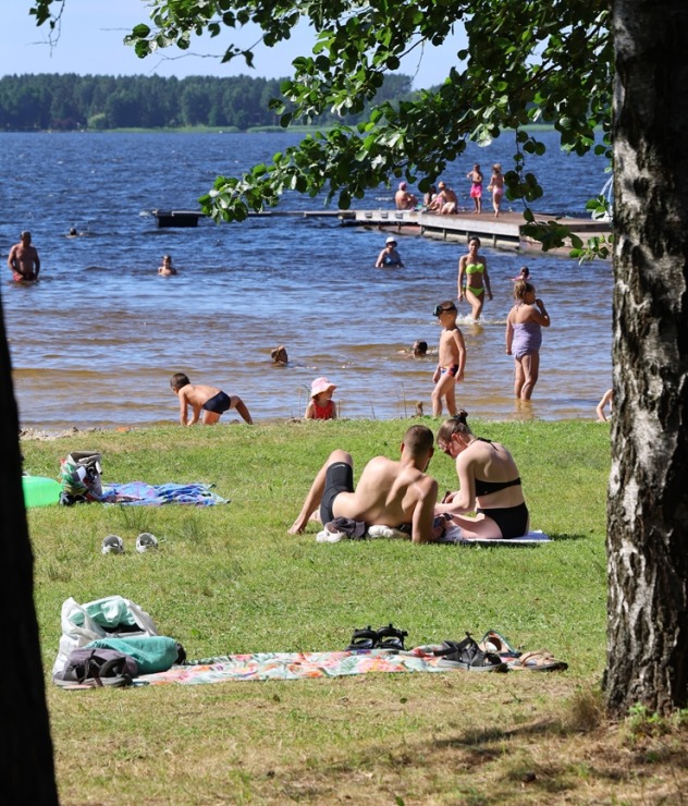 Sadarbībā ar «Europcar Latvia» apmeklējam izcilu vietu Pierīgā vasaras karstumā - viesnīcas «Baltvilla» pludmali Baltezera krastā 395063