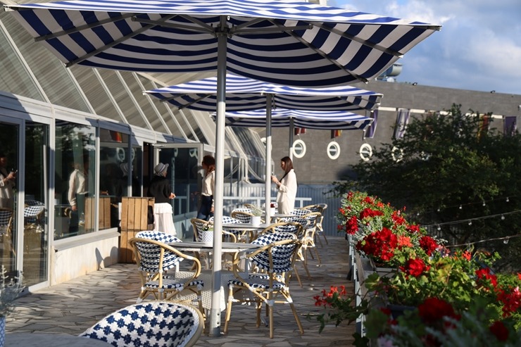 Jūrmalas viesnīca «Baltic Beach Hotel» atklāj jaunas virtuves restorānu «AMBER VIEW» - Vidusjūras virtuve ar turku dvēseli 395218