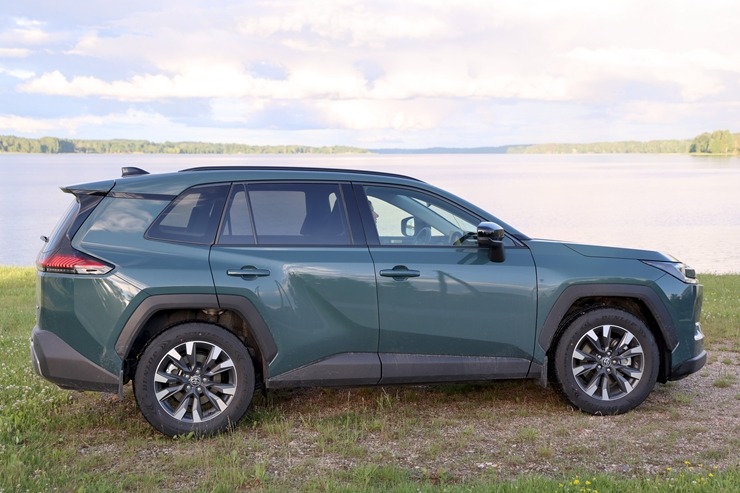 Apceļojam Latviju sadarbībā ar «SIXT Latvia» un «Toyota RAV4» (no 30 eiro dienā) 395838