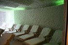 Šeit viesiem pieejamas arī pirtis un saunas 13