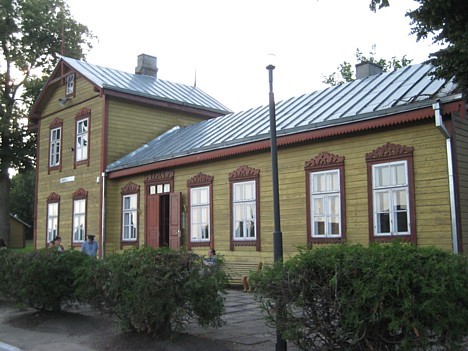 Šaursliežu bānīša dzelzceļa muzejs atrodas Anykščiai (Lietuvā). Stacijas ēka ir celta 1901.gadā 26381