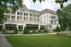 Bad Raihenhallē ir daudzas jaukas viesnīcas ar spa un ārstniecības procedūrām, piemēram, Hotel Bad Reichenhall - Steigenberger Axelmannstein -  www.st 17