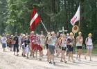 No vairākām Latvijas vietām svētceļotāji dodas gājienā uz Aglonu. Oficiāli ir pieteikušās vairāk nekā 40 svētceļotāju grupas 2
