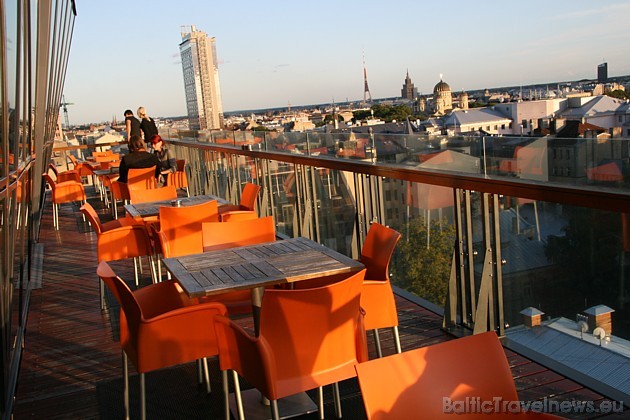 3.vietas Albert Hotel balkona terase ir izcila vieta vakara kafijai vai vieglām pusdienām ar putna lidojuma skatu 36228