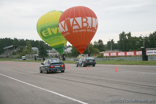 Dragreisa čempionātā ''SABI Dragrace Chill'' piedalījās Latvijas ātrākie braucēji, bet uz izaicinājuma braucieniem piedalījās daudzas ielas automašīna 36618