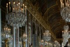 Viena no slavenākajām Versaļas telpām - Lielā galerija (Grande Galerie), saukta arī par Spoguļu zāli (Galerie des Glaces) 11