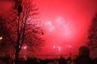 Latvijas valsts svētku salūtu pavadīja mūzika 18