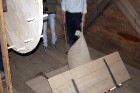 Apmeklētāji varēs ar ķerrām atvest graudu maisus, ar pacelšanas mehānismu uzcelt tos trešajā dzirnavu stāvā 17