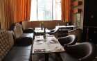 Bar Duck apvieno jaunu, mūsdienīgs stilu, izmeklētu virtuvi, plašu dzērienu un ēdienu klāstu 17