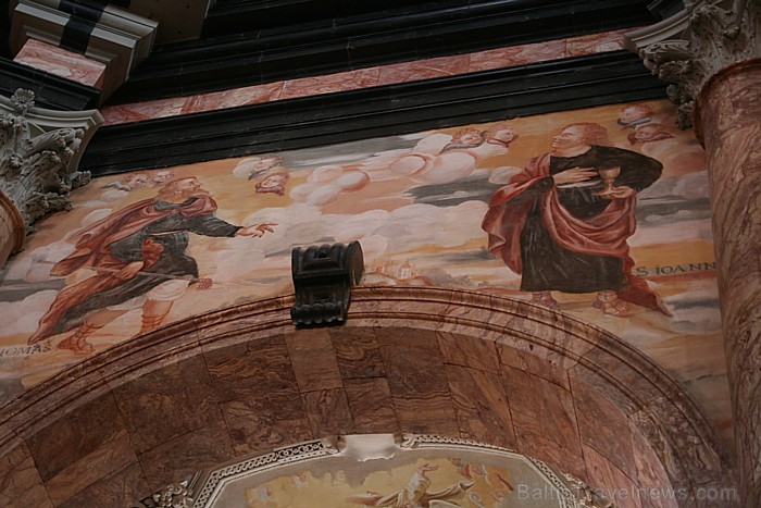 Sienas rotā Florences gleznotāja Mikelandželo Paloni darbi 64891
