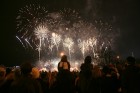 18. novembra salūts Rīgā par godu Latvijas Republikas proklamēšanas dienas 93 gadadienai - Fb.com/Travelnews.lv 18