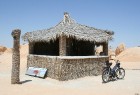 Vēja darinātās smilšu klintis Dbebcha ciemā (Tunisijā) 7
