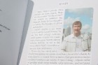 Tūrisma firmas Relaks Tūre vadītājs Hardijs Madzulis atzīst, ka gandrīz katra no grāmatas «Ar putniem aizlido doma» dziesmām ir dzimusi tieši ceļojuma 8