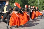Tūrisma firma Relaks Tūre (www.relaksture.lv) Stopiņu Līgo estrādē 15.06.2013 sarīkoja ceļotājiem jautru «RelaksZaļumballi» 26