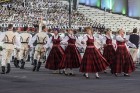Ar aptuveni 18 000 dalībnieku uzstāšanos Mežaparka Lielajā estrādē noslēdzas XXV Vispārējie latviešu Dziesmu un XV Deju svētki 35
