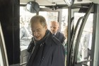 Rīgā Rātslaukumā tika demonstrēts ūdeņraža autobuss 11