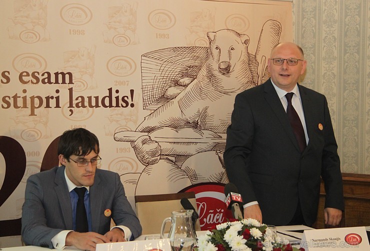 Maizes un konditorejas ražotājs «Lāči» jaunajā projektā investēja 30.000 eiro un konfektes ir īsts roku darbs - www.Laci.lv Maizes un konditorejas ražotājs «Lāči» jaunajā projektā investēja 30.000 eiro un konfektes ir īsts roku darbs - www.Laci.lv 108195
