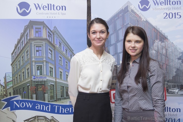 No kreisās: Wellton Hotel Group vadītāja Jeļena Stirna un Travelnews.lv redaktore Daiga Bazule 112600