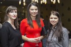 No kreisās: Wellton Centrum Hotel & Spa direktore Oļesja Prokofjeva, Olga Muhina, Travelnews.lv redaktore Daiga Bazule 11