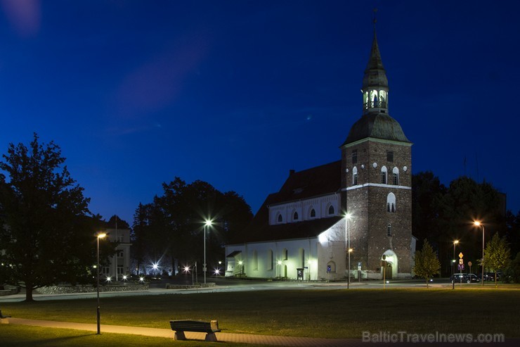 Valmiera ir viena no senākajām Latvijas pilsētām, Hanzas savienības locekle, šobrīd Vidzemes plānošanas reģiona lielākā pilsēta 125330