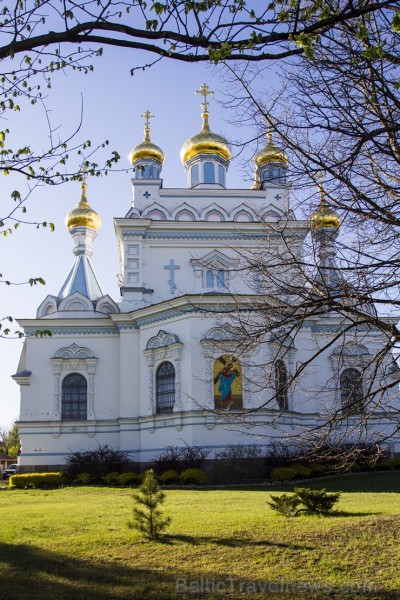 Daugavpils Svētā Borisa un Svētā Gļeba pareizticīgo katedrāle uzcelta laikā no 1904. līdz 1905. gadam. Viena no nedaudzām baznīcām Latvijā, kas būvēta 128232