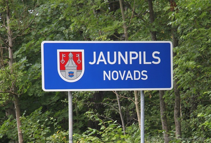 Travelnews.lv redakcija iepazīst Jaunpils dārgumus - www.jaunpils.lv 130191