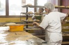 Travelnews.lv iepazīstas ar maizes cepšanas tradīcijām N. Bomja maiznīcā «Lielezers» 10