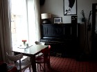 Fellin ir pašā Vīlandes centrā izvietota kafejnīca-restorāns, kas vienlaicīgi apbur ar mājīgu vienkāršību un pacilājoši svinīgu vidi. 19