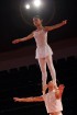 Ķīniešu akrobātiskais duets “Balets uz pleciem” mākslinieku Guo Zhimin un Zhang Yiaxiang sniegumā - unikāls ķīniešu akrobātiskā cirka sasniegums 17