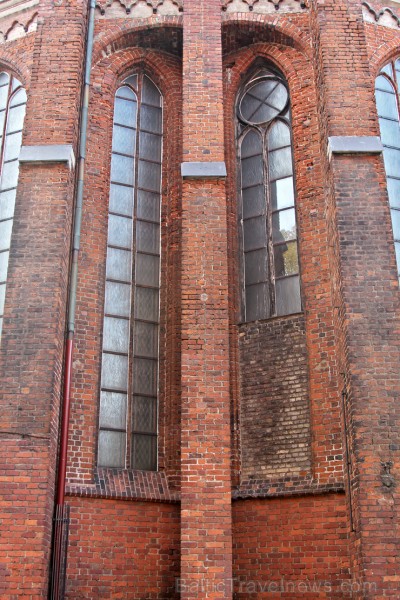 Rīgas Svētā Pētera baznīca ir viena no vecākajām un vērtīgākajām viduslaiku arhitektūras celtnēm Baltijā. Tā atrodas Rīgas vēsturiskajā centrā, kas 19 137209