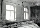 18. gs. sienas gleznojumu atklāšana un restaurēšana 1987. gadā. Foto no Limbažu novadpētniecības muzeja arhīva 25
