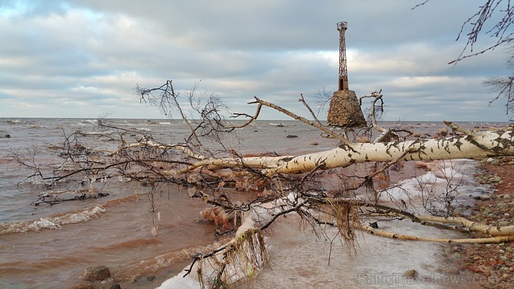 Viens no skaistākajiem Latvijas pārgājiena maršrutiem Vidzemes jūrmalā ir Tūja - Veczemju klintis 166981